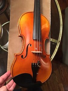 Yamaha V10 Violin Outfit 4/4 Full size