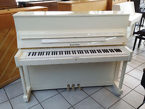 W.Hoffmann Klavier, weiß poliert,  Konsolen, Made by Bechstein