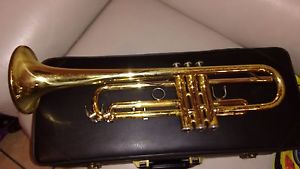 YAMAHA YTR-6310- BOBBY SHEW PROFESSIONAL Bb TRUMPET -