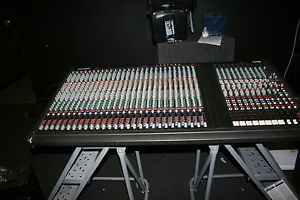Crest Century LM Mixing console 28-8-2