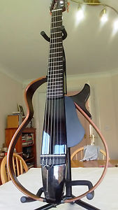 Yamaha SLG200N Nylon String Silent Guitar
