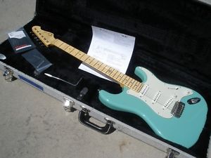 Thorn R/S Traditional S-Style - Quartersawn Neck - Foam Green