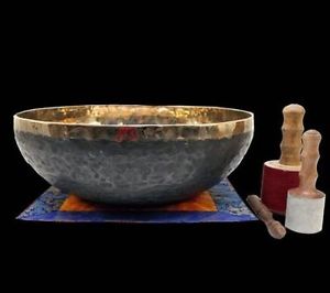 Klangschale Ishana schwarz/gold