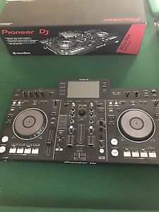 Pioneer XDJ-RX Digital DJ Controller