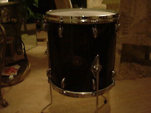 VINTAGE GRETSCH 1977 14/14 FLOOR TOM IN EBONY MIST....SSB....OUTSTANDING DRUM...