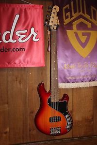 Fender Deluxe Dimension Bass V h