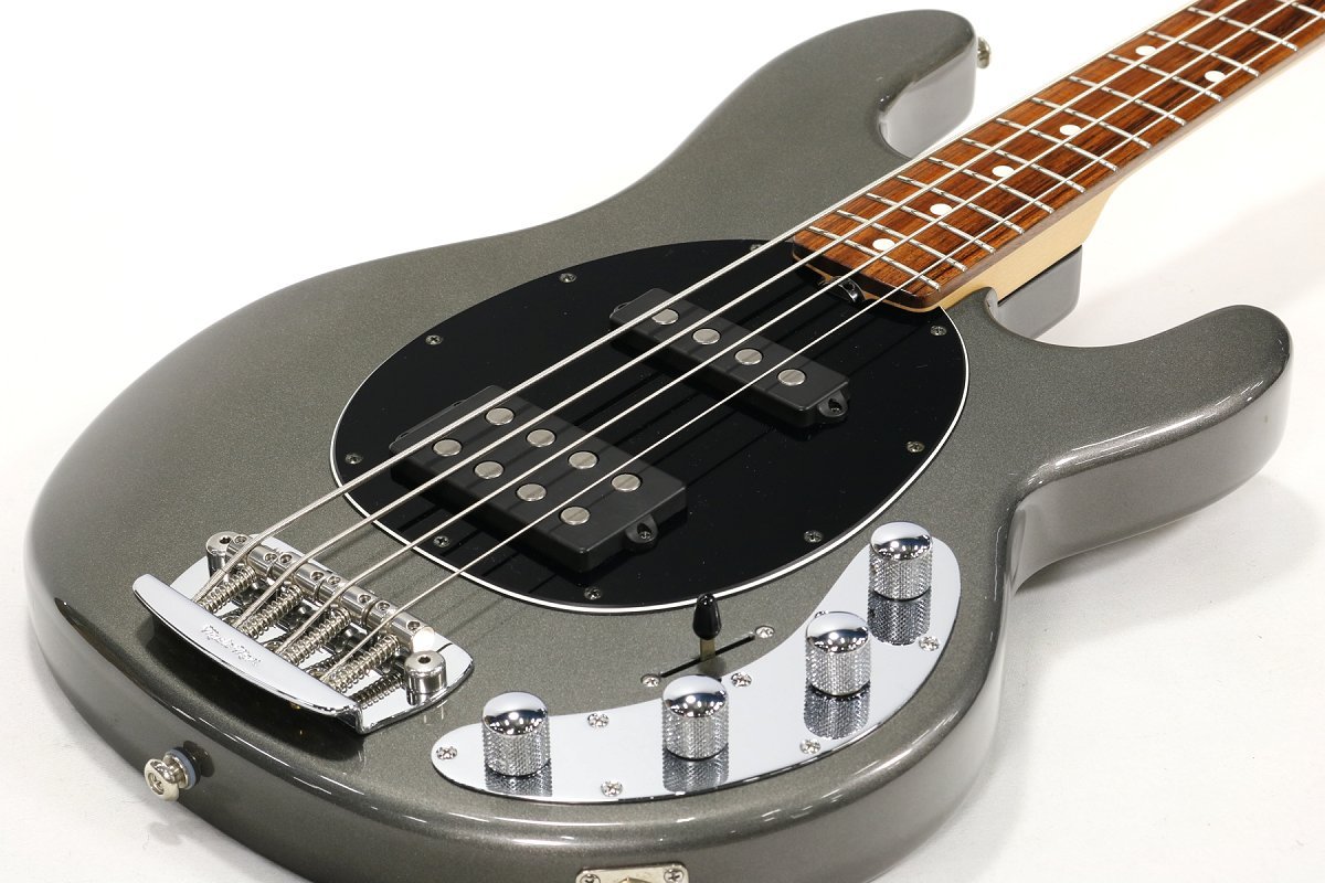 MUSIC MAN STINGRAY HS Graphite Pearl E-Bass