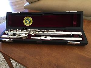 YAMAHA Professional Grade Sterling Silver Flute
