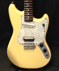 Used Electric Guitar Fender Mexico Cyclone White