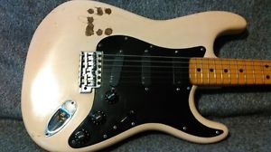 1973 Fender Stratocaster EMG Maple Neck