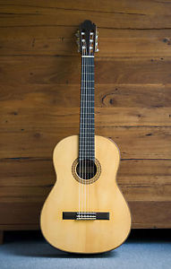 YUKINOBU CHAI No.10 1989 – Japanese Handmade Classical Guitar (Excellent Cond.)