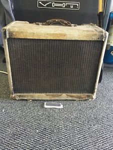 1957 Fender Deluxe Vintage Tweed Tube Amp Original Working Condition