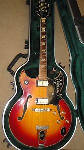 VINTAGE SUNBURST GUITORGAN M-350 w/ SKB HARD CASE - 1960s Working! Guitar