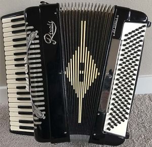 Sonola Rivoli Accordion Model R.342, Musette tuning, Excellent