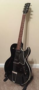 Gibson ES-135 1993 Ebony P100s Electric Semihollow Archtop Guitar