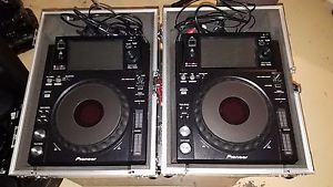 Two Pioneer XDJ-1000's and Protective Gator Cases