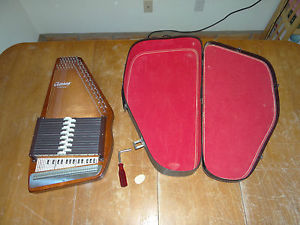 Autoharp by Oscar Schmidt 15 Chord 36 Strings with Tool & Case Music Instrument