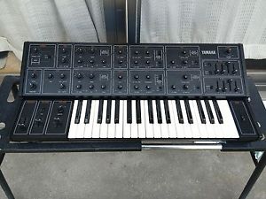 YAMAHA CS15 monophonic synthesizer serviced.