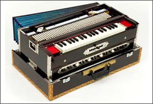 HOME DECOR EDH 13 Scale Changer ULTRA-PROFESSIONAL HARMONIUM By Dorpmarkets