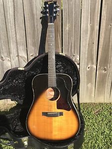 Gibson J-45 Vintage Acoustic Guitar