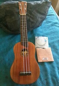 Rare vintage 60's Kamaka Koa Uke