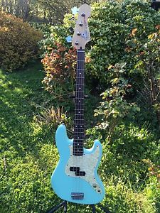 Fender Jazz Bass Mark Hoppus Signature Surf Green Turquoise Blue With Case