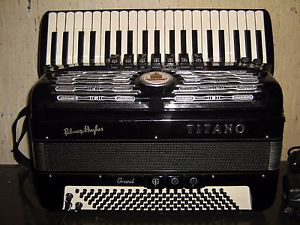 Titano Grand Accordion with Baldoni Bass Unit