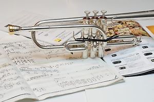 Yamaha YTR9610 Custom Eb Trumpet W/Custom Heavyweight 14C4 GP Mouthpiece