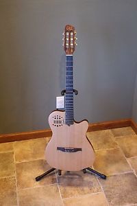 Godin ACS-SA SA Acoustic/Electric Guitar