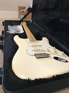 Fender American Standard Stratocaster White