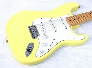 Used! Fender Japan Stratocaster Guitar ST72 YWH Large Head Made in Japan