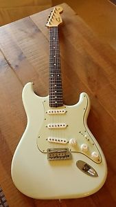 Fender Classic Player 60s Stratocaster Guitar