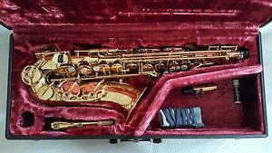 Saxophone alto yamaha yas 875 custom.