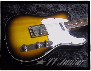 RARE FERNANDES REVIVAL '62 CUSTOM TELECASTER MODEL. MADE IN JAPAN. 1982 - 85