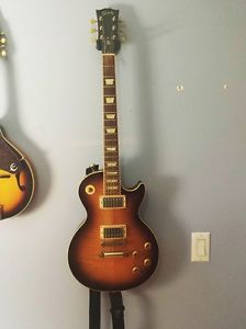 Gibson Les Paul Standard - 2005 Desert Burst w/ Case