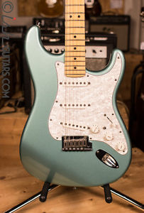 Fender USA Stratocaster Early 2000's Rare Color