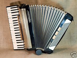 WELTMEISTER GIGANTILLI GERMAN PIANO ACCORDION 120 BASS BUTTON ACORDEON ACCORDEON