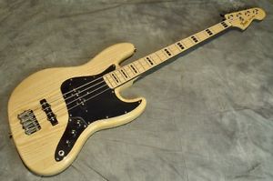 FENDER USA American Vintage 75 Jazz Bass NAT Beige Electric bass w/ Hard case