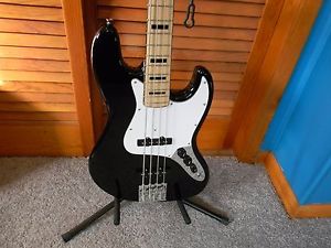 Fender Crafted in Japan Geddy Lee Signature Jazz Bass  100% Mint/Unplayed !