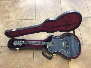 TAYLOR T5z PRO ~ PACIFIC BLUE ACOUSTIC-ELECTRIC GUITAR (S10026558)
