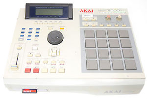 Akai MPC 2000XL 32MB CF Cardreader überholt mit Gewährleistung. Topzustand!