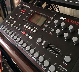 Elektron Octatrack DPS-1 : Performance Sampler W/ CV Audio Splitter and 32GB CF