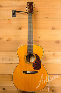 Martin 000-28EC Eric Clapton Model Sitka and Indian Rosewood Pre-Owned 2004