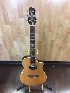 Line 6 Variax 700 Acoustic Electric Guitar w/ SKB HSC (&key)