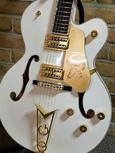 Gretsch G6139CB White Falcon Center Block