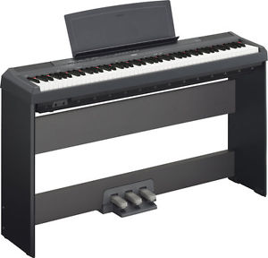 P-115B Digitalpiano in schwarz Bundle V mit Designständer und Pedaleinheit...