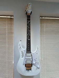Ibanez Jem 555 / 7V Signature Hybrid Signed with Hard Case