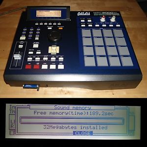Akai MPC 2000XL Blue 1GB CF Card Drive FULLY SERVICED 32MB RAM