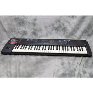 Used Roland JUNO-D Limited Edition Keyboard Synthesizer w/case EMS Free tracking