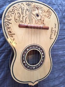 Vihuela Roberto Morales Size 3